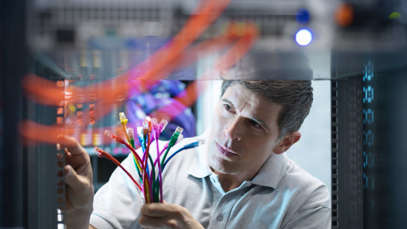 The impact of digital pollution in a hybrid world of work