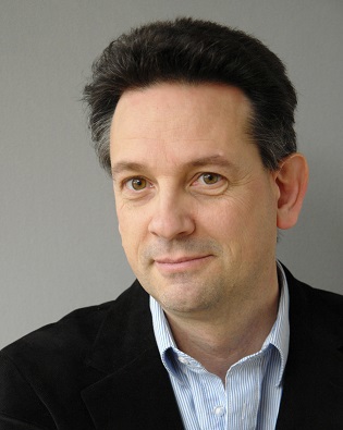 Martin Freer
