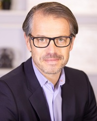 Simon Eaves